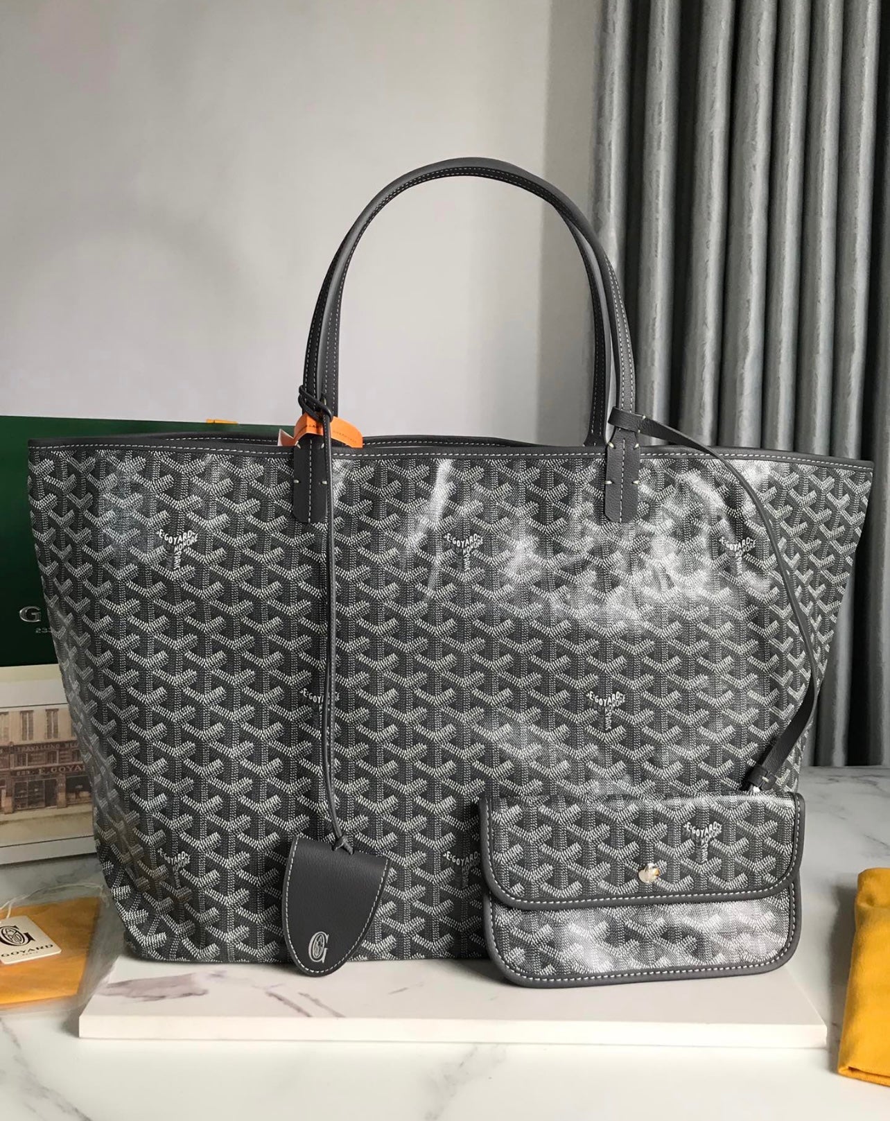 GM tote bags