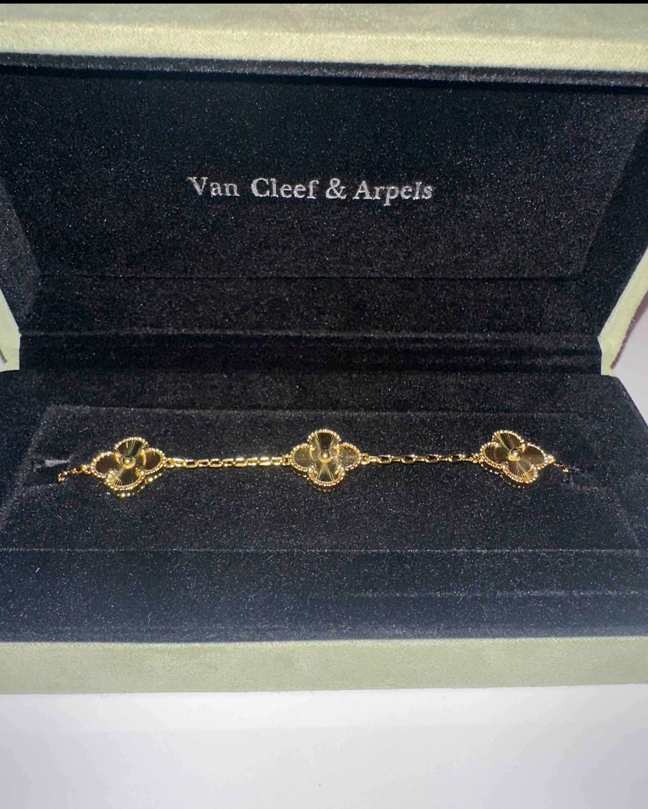 Van Clove bracelet